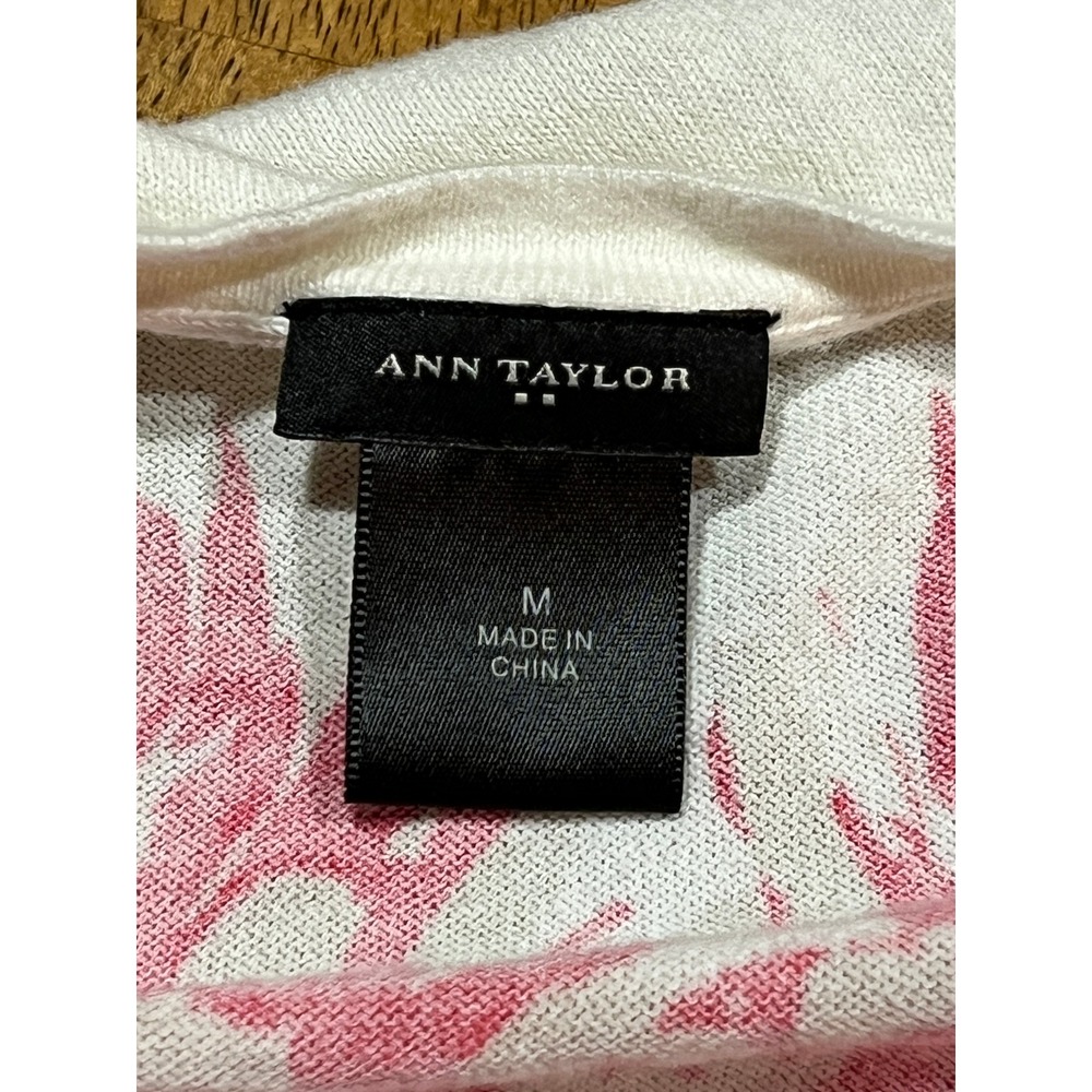 Ann Taylor White Coral Pink Floral Cotton Cardigan Sweater 3/4 Sleeve Size M - Picture 4 of 5